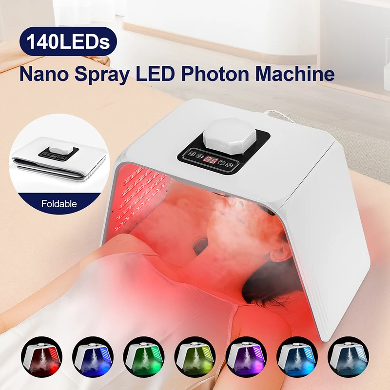 Spa & Wellness Zámeček Petrovice - 7-Farben-LED-Photonen-Schönheitsmaske, feuchtigkeitsspendendes Nano-Spray für Gesicht und